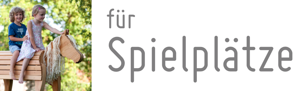 FreyStil-Holzpferde-fur-Spielplatze-Kindergarten